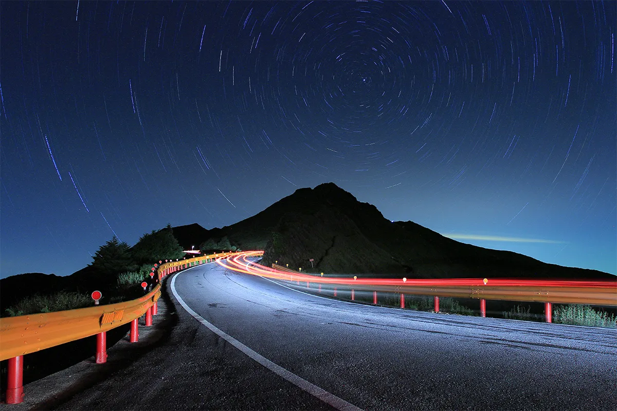 夜路光轨